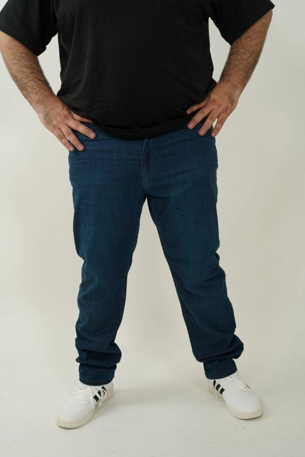 ⁦גינס לייקרה משופשף⁩ – תמונה ⁦2⁩